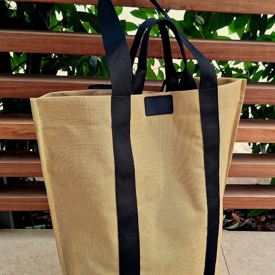 TIQUA Black Lines M SATTLER